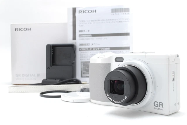 【おまけ付き】RICOH GR DIGITAL Ⅳ ホワイトエディション リコー、1万台限定の「GR DIGITAL IV ホワイトエディション