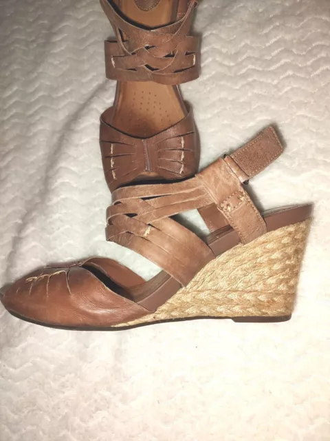 Clarks Artisan Espadrille Women's Size 9 M Wedge Sandal Brown Strappy Buckle