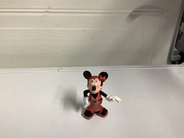 Disney Figure Minnie Mouse Pvc Toy Figure Cake Topper 2.5” Tall Collectable