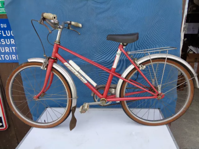 ancien petit velo enfant gerald ginet vieux cycle collection pompe
