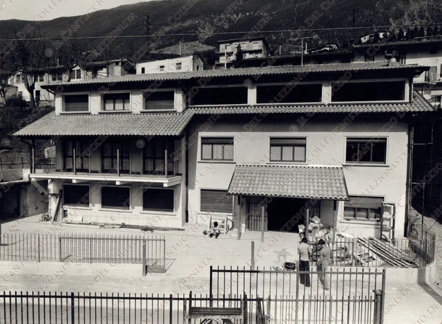 1977 ENDINE GAIANO casa miodistrofici costruita dagli alpini Bergamo Fotografia