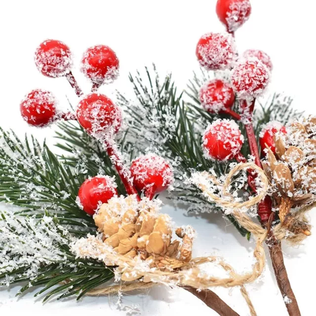 Décorations en vrac avec pin artificiel baie de Noël décoration fleur de houx