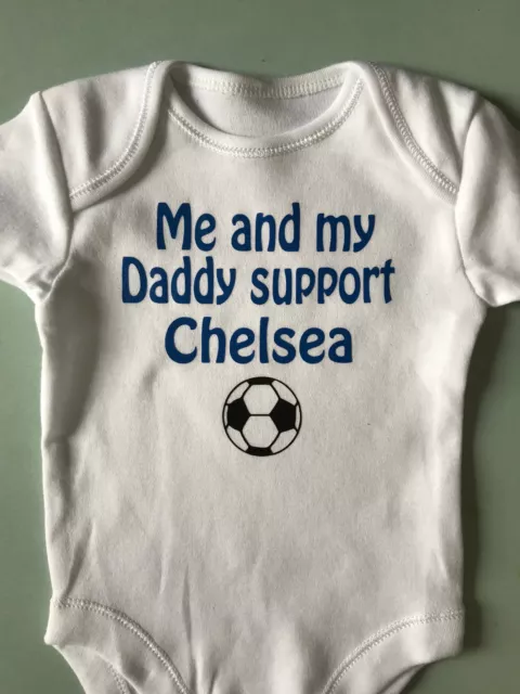 Personalised Baby Vest Grow Body Suit New Born Dad/Father/Grandad Chelsea/Utd