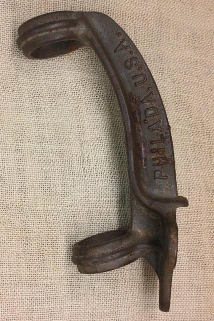 Old Banner Flag Pole 1 1/2” Bracket Heavy Duty Iron Vintage Enterprise Mfg Co 2