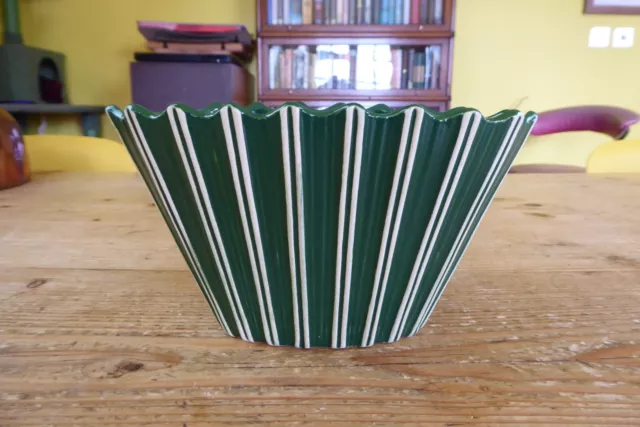 Vintage Sylvac Pottery Raphique Green/White Posy/Planter/Vase 2180