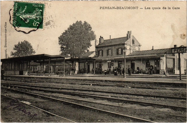 CPA Beaumont Les quais de la Gare (1319337)