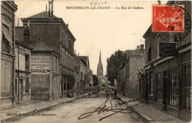 CPA MOURMELON-le-GRAND - La Rue de CHALONS (364673)
