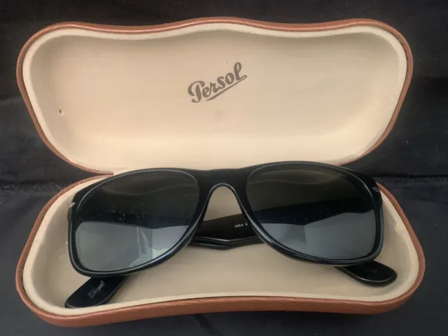 Frame Only! Hand Made Italy! Persol 2953-S Black  Frame. Good condition.
