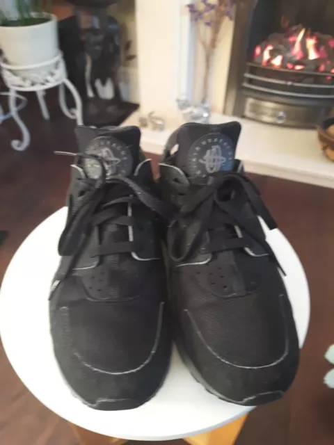Huarache nere e grigie online