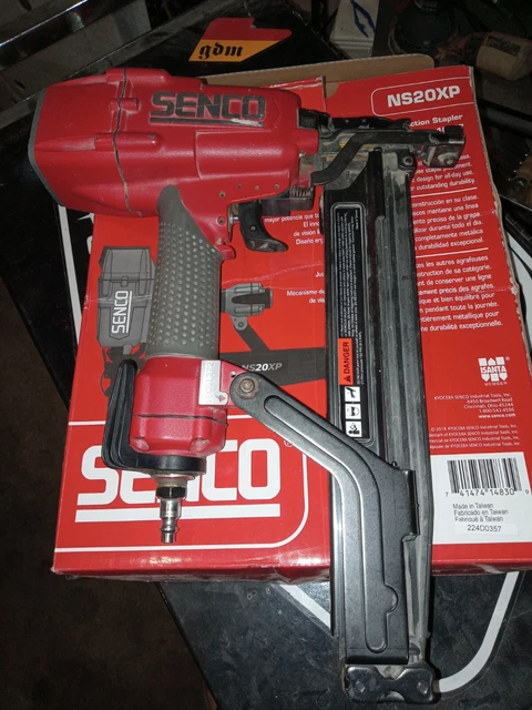 SENCO 9X0001N 16 Ga. 7/16 in. Crown Stapler Used SENCO 9X0001N 16 Ga. 7/16 in. Crown Stapler Used