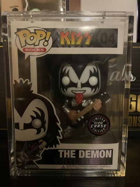 🤘Funko Pop Rocks #04 KISS The Demon Chase GITD + Hard Case GRAIL! 🎸