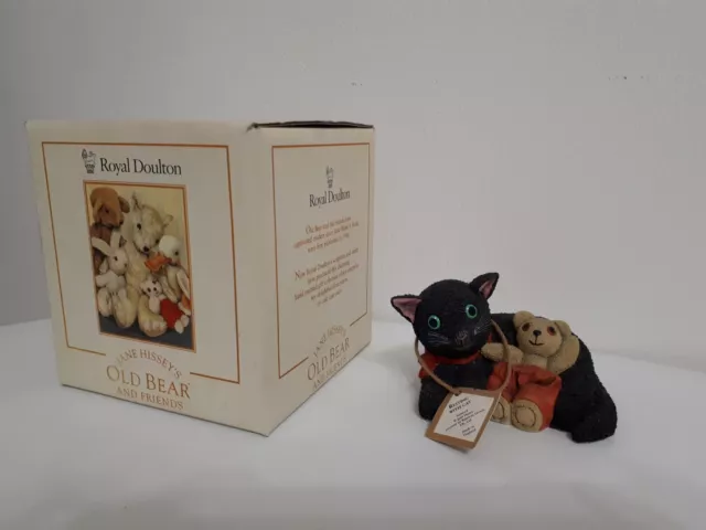 Royal Doulton Jane Hissey Old Bear And Friends Resting with Cat Ornament OB13