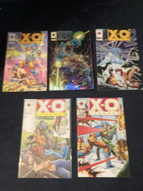 LOT OF 15 VALIANT COMIC BOOKS (Shadowman - X-O Manowar - Solar Man of the atom )