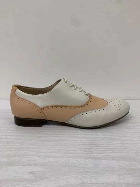 CLARKS ENNIS WILLOW Womens Light Tan Leather Flat Lace Up Brogue