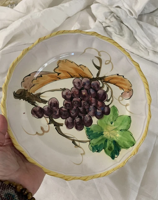 Vtg Italy Fratelli Fanciullacci Art Pottery Plate Grapes Majolica Yellow Rim 9.5