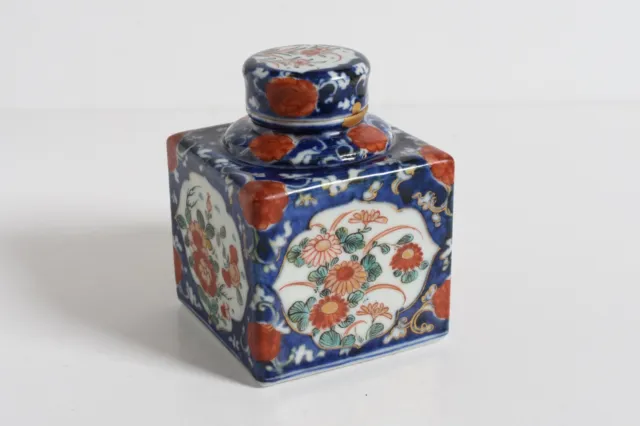 Antique 1800s Chinese Imari Tea Caddy. Qing dynasty, Chenghua mark.