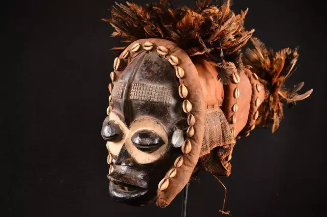 20433 African Old Dan Mask / Mask Liberia