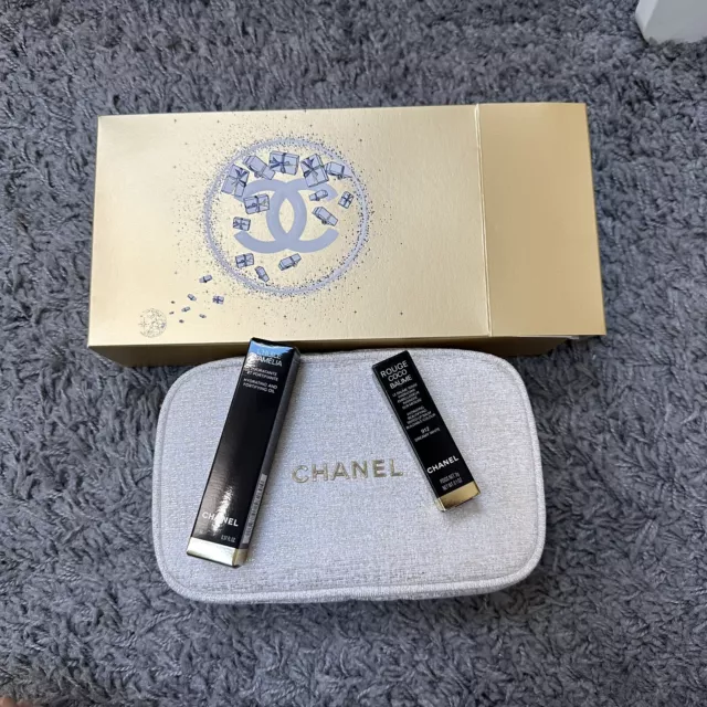 CHANEL 2023 HOLIDAY GIFT SET ON THE GO MOISTURE NEW White Bag Gift Set with  BOX $168.00 - PicClick