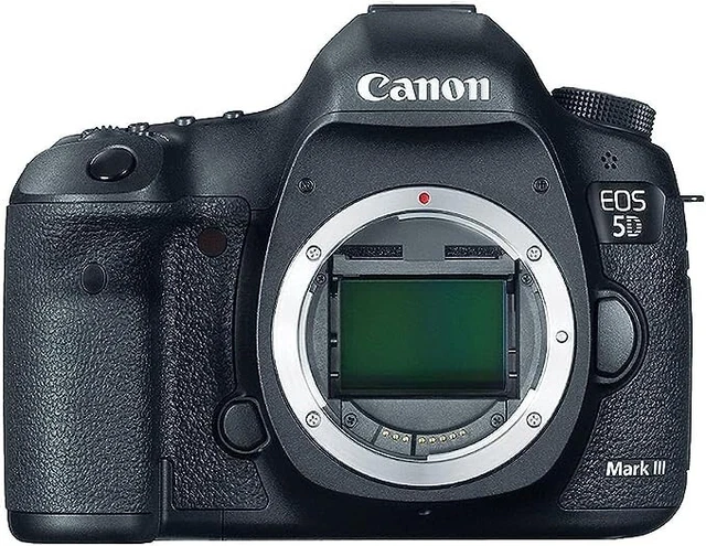 Canon EOS 5D Mark III 22.3 MP FullFrame CMOS 1080p Full-HD VideoMode Digital SLR