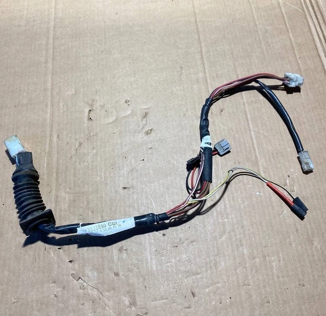 Bouton de warning pour Renault Mégane Scénic - Origine Pièces Auto Bouton de warning pour Renault Mégane Scénic - Origine Pièces Auto