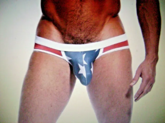 Nos, Rare Vintage "N2N"  Fg2 Faded Glory Pouch Front Patriotic Brief Size Small