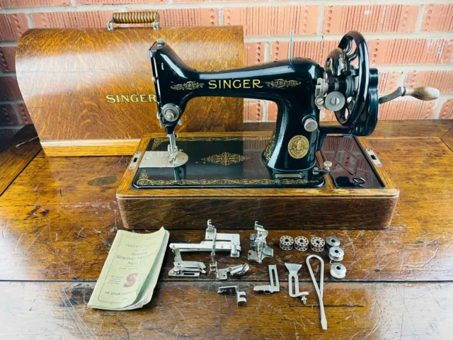 Singer 99K Nähmaschine Handkurbel Werkzeuge Zubehör Handbuch & Koffer Vintage