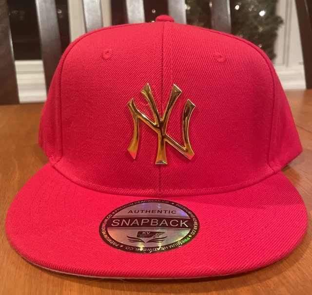 New York Yankees Red SnapBack Baseball Cap Hat Gorra Attached Gold NY New