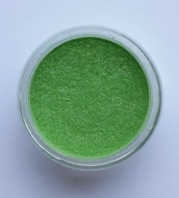 Bright Green Mica Powder Pigment, Cosmetic Grade Colourant Dye 10g