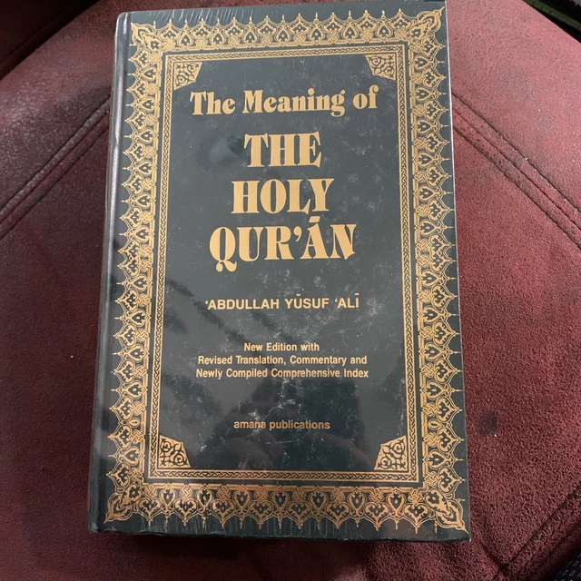THE MEANING OF the Holy Qu'ran (English, Arabic and Arabic Edition) 36