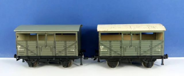 2 X Hornby Dublo 3 Rail D1 Gwr Cattle Trucks