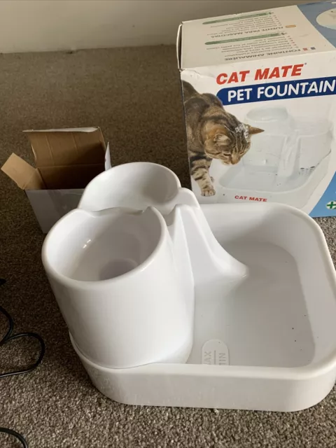 Cat Mate 2L Pet Drinking Water Fountain, Cat Fountain for Cats and Dogs -EU Plug