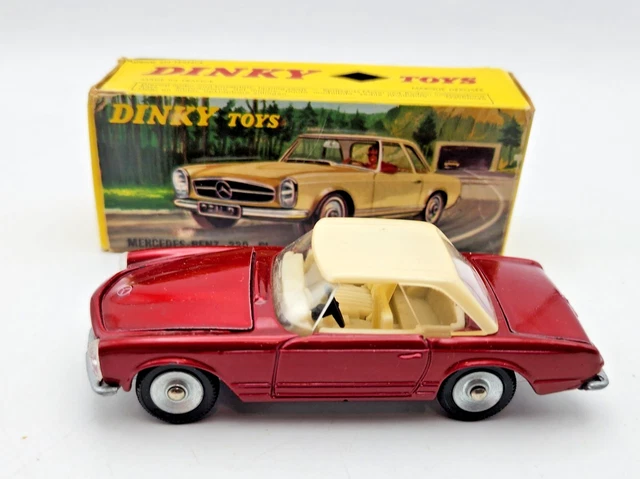 Lot De 2 Voitures Anciennes Dinky Toys - Mercedes 230-SL Et Tracteur Panhard