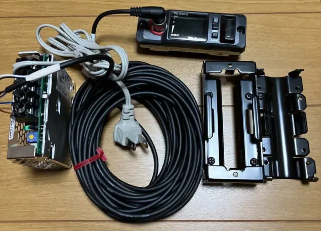 KEYENCE FD-Q20C & cable(OP 87274) & 24 V power supply set