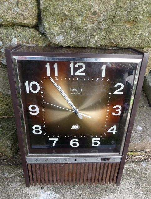 Horloge Murale Seiko Westminster QXH068B – Carillon, Pendule, Volume Réglable – Bois Marron