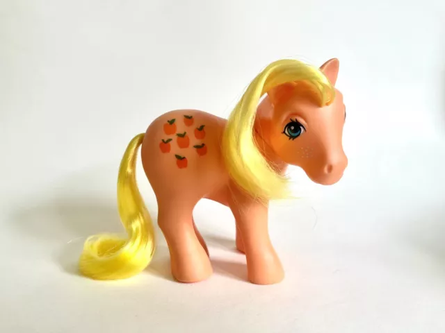 My Little Pony MLP G1 Applejack 1983 Euro Ponies Side Pose Vintage Retro Apple