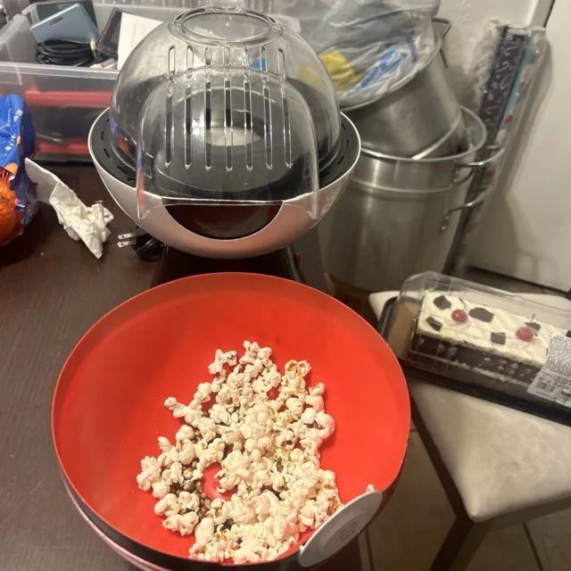 https://www.picclickimg.com/ifIAAOSwW0tlkjPh/Pok%C3%A9mon-Pokeball-Popcorn-Maker-Air-Popper-Maker-Tested.webp