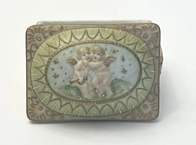 MADE IN OCCUPIED JAPAN Peach porcelain trinket box with Cherubs vintage 1940s