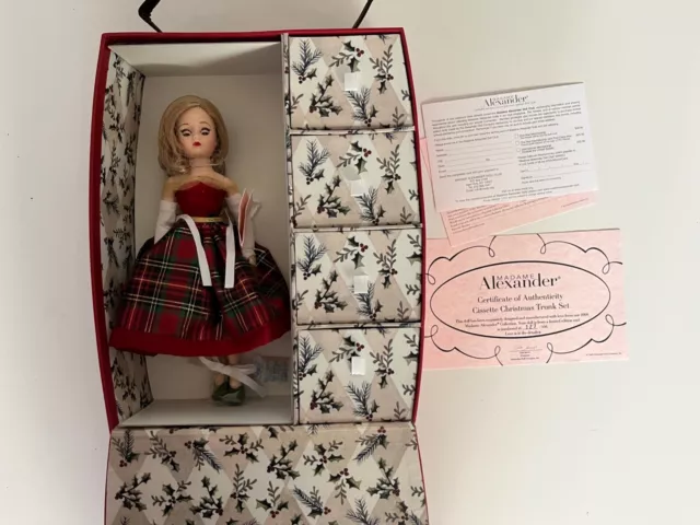 Madame Alexander Cissette Christmas Trunk Set Rare Doll Trunk MINT NEW