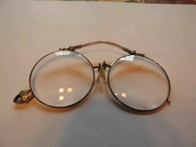 Antique 1920's 12KGF Lorgnette Folding opera Glasses Filagree Trim