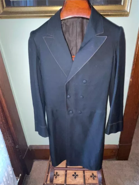 Double-Breasted Frock Coat - Black