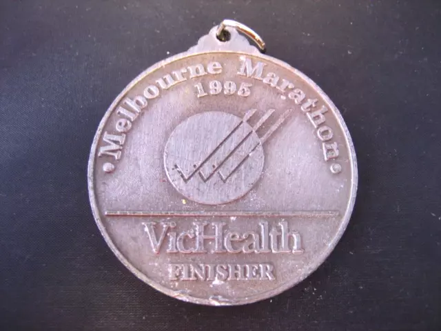 1995 Melbourne Marathon Vic Health Finisher Best In The Long Run Ausfit Badge