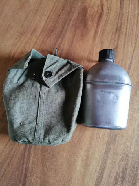 WW2 US ARMY Canteen And Canvas Bag  GP & F. CO 1944