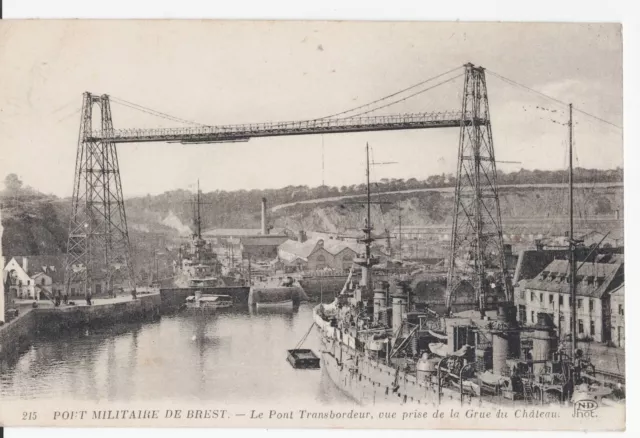 CPA 29 BREST PORT MILITAIRE Pont transbordeur Cuirassé vu de la Grue du Château