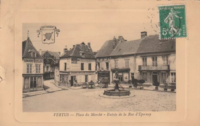 CPA 51 VERTUS Place du Marché Entrée de la Rue d'Epernay  carte cuvette