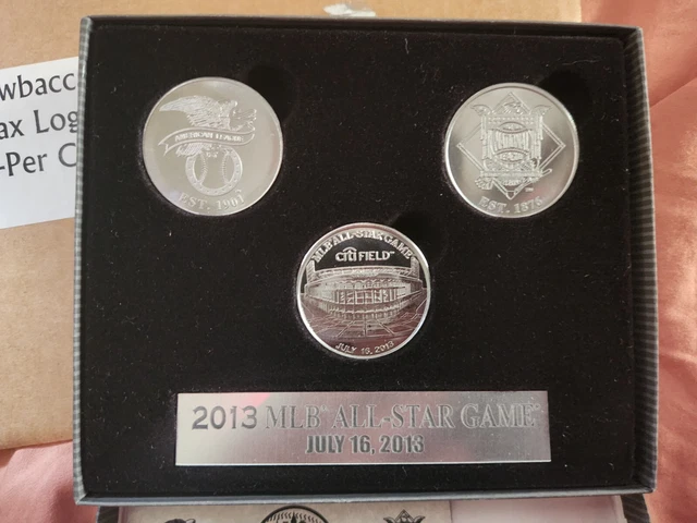 NEW HIGHLAND MINT Mariano Rivera NY Yankees 1995-2013