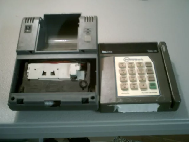 Verifone Tranz 330 Credit card Terminal and P250 Printer Verifone Tranz 330 Credit card Terminal and P250 Printer