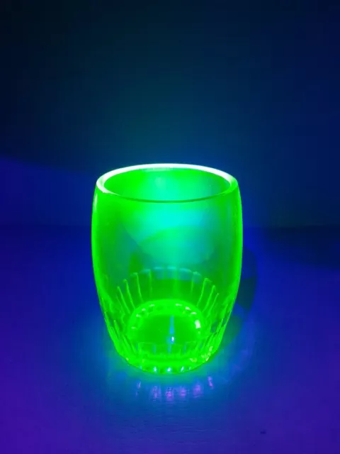 Uranium Glass Depression Glass Federal Green Cup