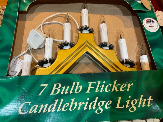 Holz Weihnachtskerzenbogen Brücke Flimmernde Glühbirnen. Vintage Gold Holz weiß ca