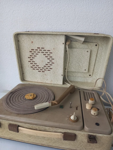 Tourne-disque Vintage Concert 2130M – Pour Connaisseur (occasion)