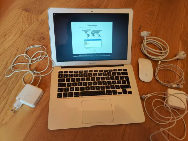 macbook air 13"3 Core-i7/8GB/256GB magic mouse + chargeur NEUFS- emb origine